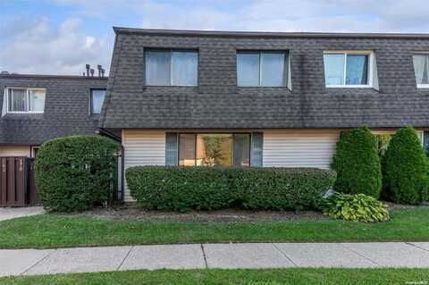 178 Feller Drive, Central Islip, NY 11722