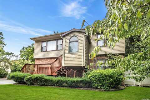 208 Woodbury Road, Woodbury, NY 11797