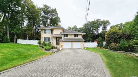 23 Sandra Drive, Dix Hills, NY 11746