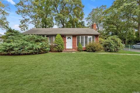 9 Marlboro Drive, Huntington, NY 11743