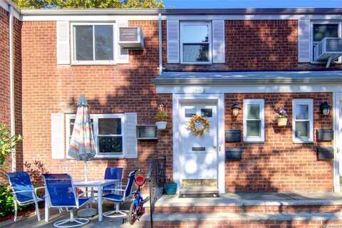 73-14 263rd Street, Glen Oaks, NY 11004