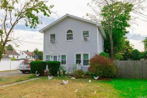 300 Oak Street, Patchogue, NY 11772