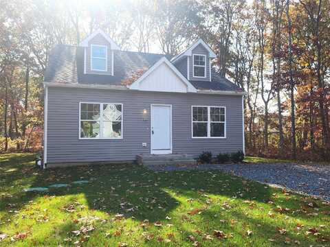 516 Neighborhood Road, Shirley, NY 11967