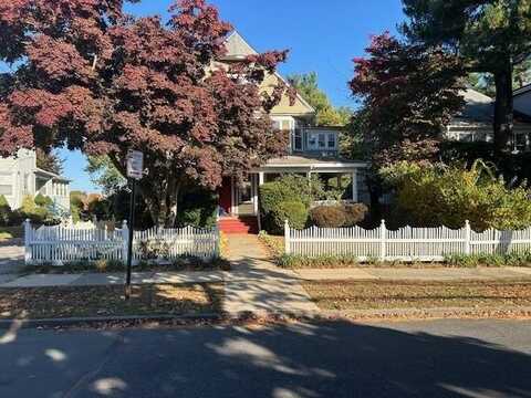 41 Greenridge Avenue, White Plains, NY 10605