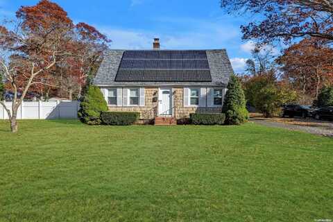 93 Broadway Avenue, Sayville, NY 11782