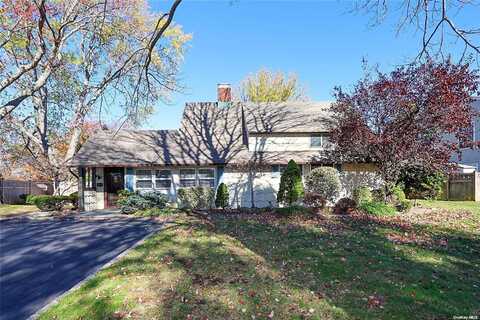 432 S Twin Lane, Wantagh, NY 11793