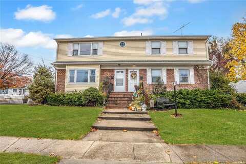 159 Collins Avenue, Williston Park, NY 11596