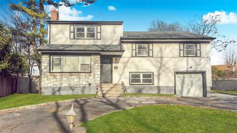 1063 Northgate, Uniondale, NY 11553