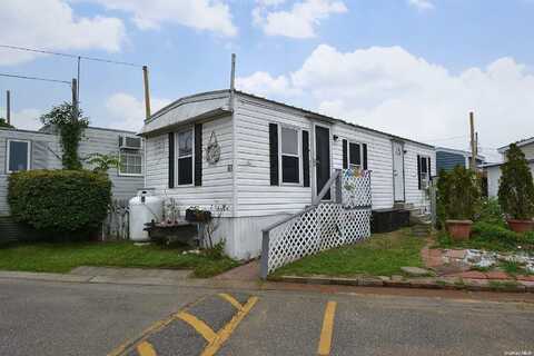 150-51 Main Street, Islip, NY 11751