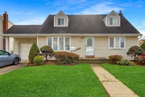 2646 1st Avenue, East Meadow, NY 11554