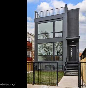 2119 W Huron Street, Chicago, IL 60612