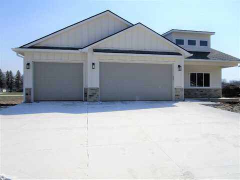 2311 Floyd Avenue, Iowa Falls, IA 50126