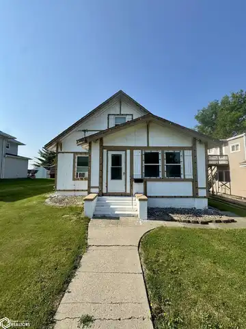 607 S Division Street, Audubon, IA 50025