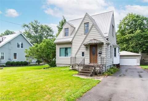 1415 Clark Street, Niles, OH 44446