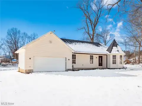 3502 La Vona, Zanesville, OH 43701