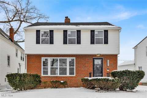 3966 Meadowbrook Boulevard, University Heights, OH 44118