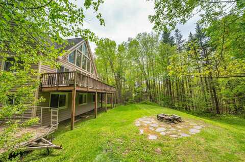 19 Village East Road, Wilmington, VT 05363