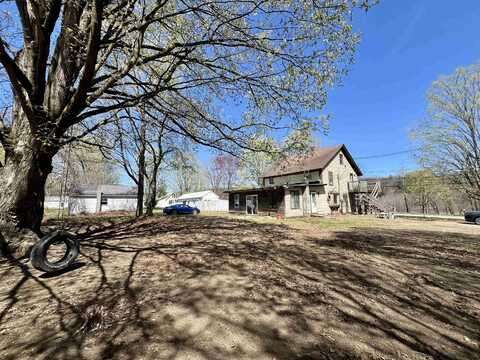 918 Old Claremont Road, Charlestown, NH 03603
