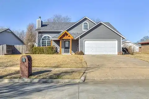 607 RIDGEVIEW Drive, Claremore, OK 74017