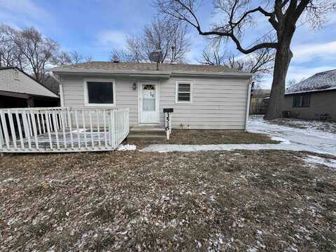 3515 ParkView Blvd, Sioux City, IA 51105