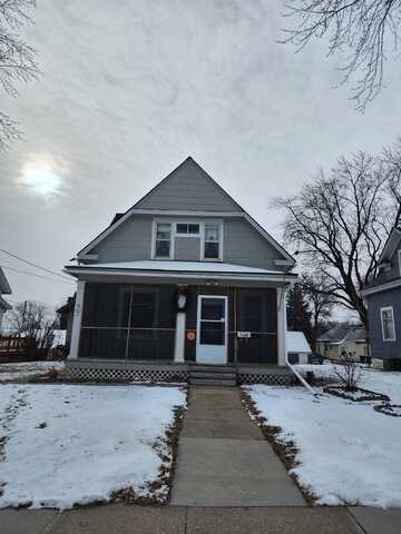 1208 Hill Ave, Sioux City, IA 51104