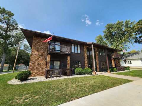 620 4th Ave, Sheldon, IA 51202