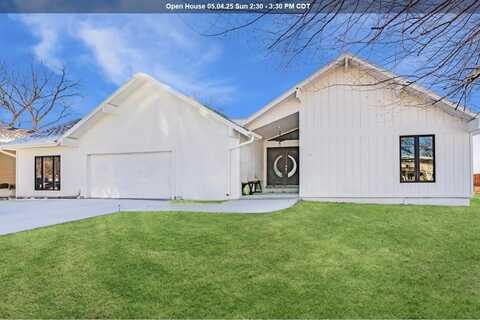 13 Edgewater Lane, Dakota Dunes, SD 57049