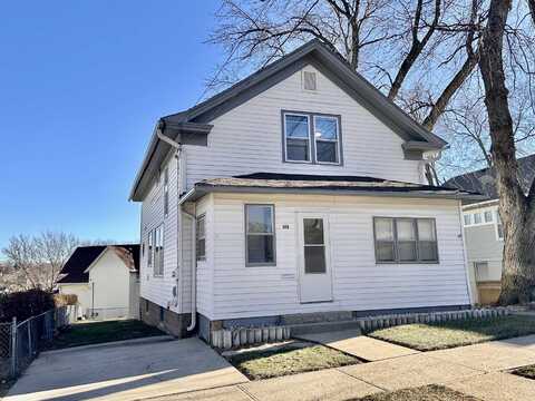 520 Center Street, Sioux City, IA 51103