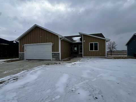 1308 Country Club Drive, Elk Point, SD 57025