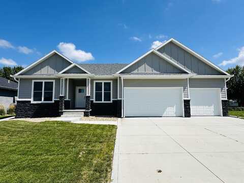 512 Jamie Lane, Sergeant Bluff, IA 51054