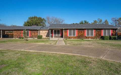 1102 Griffith Avenue, Terrell, TX 75160