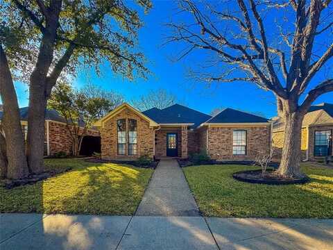 2226 Greenpark Drive, Richardson, TX 75082