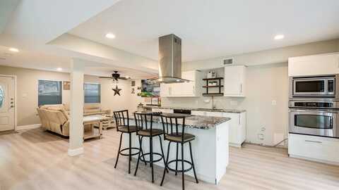 1711 Meadow Crest Lane, Duncanville, TX 75137