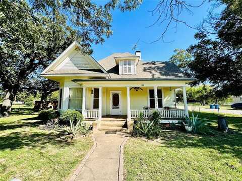 200 N Avenue C, Cross Plains, TX 76443