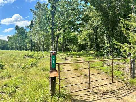 553 County Road 3542, Sulphur Bluff, TX 75481