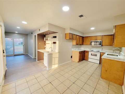 5722 Marvin Loving Drive, Garland, TX 75043