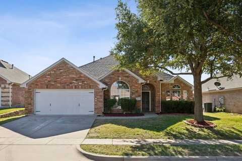 4513 Pine Grove Lane, Fort Worth, TX 76123