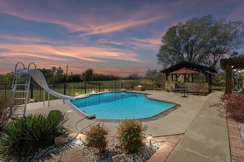 5646 County Road 2909, Dodd City, TX 75438