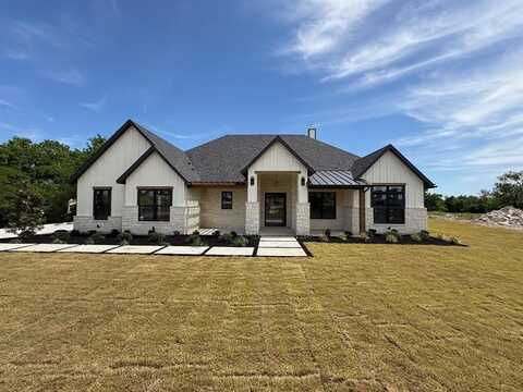 325 Ryker Lane, Gunter, TX 75058