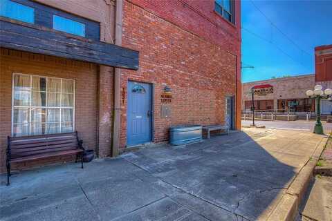 1221 Alamo Street, Commerce, TX 75428