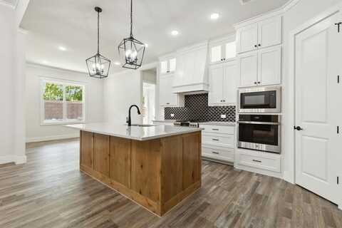 804 Abbey Road, Van Alstyne, TX 75495