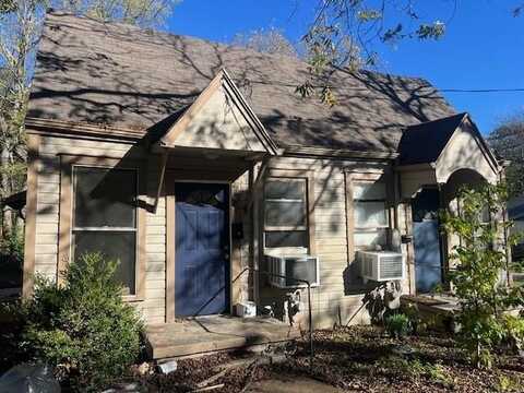 2241 Hubbard Street, Paris, TX 75460