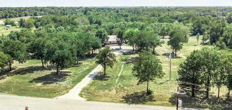407 W Saunders Street, Trenton, TX 75490