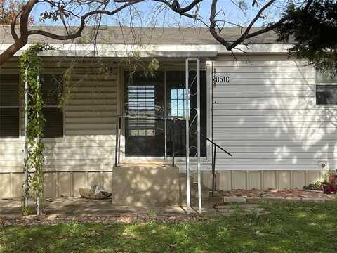 2051 S Belt Line Road, Balch Springs, TX 75181