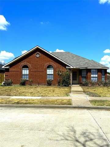 5202 Wood Creek Lane, Garland, TX 75044