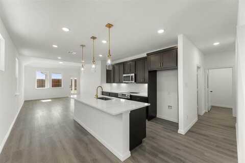 604 Waterhouse Lake Drive, Anna, TX 75409