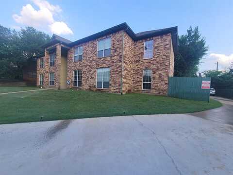 813 Betty Court, Hurst, TX 76053