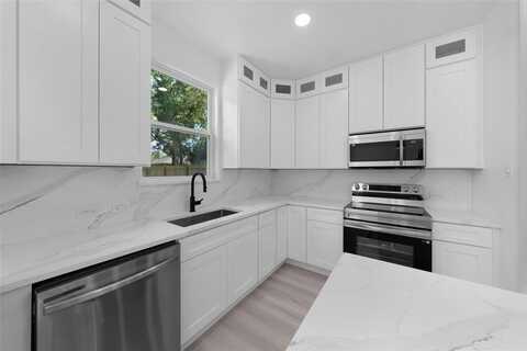 209 Ardis Street, Sulphur Springs, TX 75482