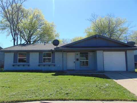 3450 Pacesetter Drive, Dallas, TX 75241
