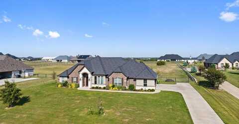 140 Helton Drive, Granbury, TX 76049